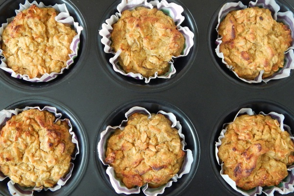 Muffinki owsiano-dyniowe z jabłkiem