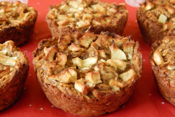 Piernikowe muffinki owsiane z jabłkami