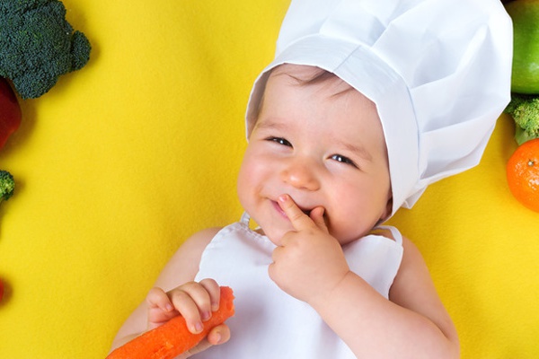BLW - czego nie mogą lub nie powinny jeść niemowlęta i małe dzieci