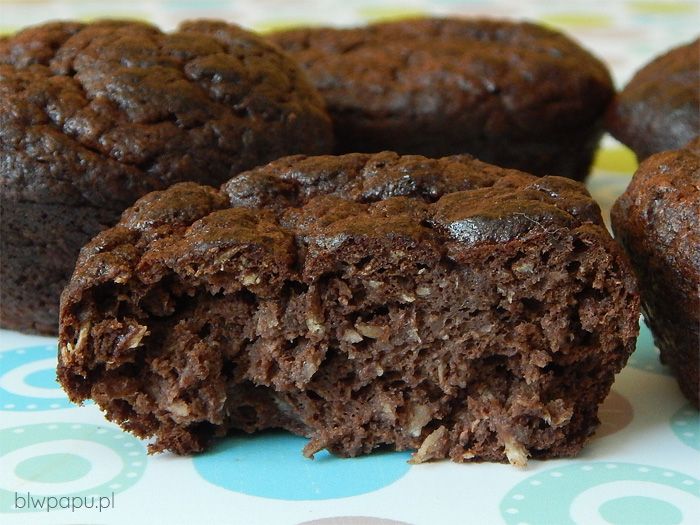 Zdrowe muffinki czekoladowo-bananowe